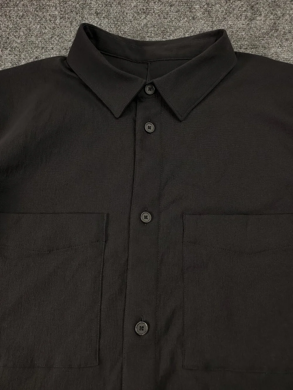Lululemon Relaxed Fit Button Up Shirt Mens XL Sweat Wicking Performance Stretch